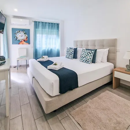 Rocha Tropical Daire Portimão